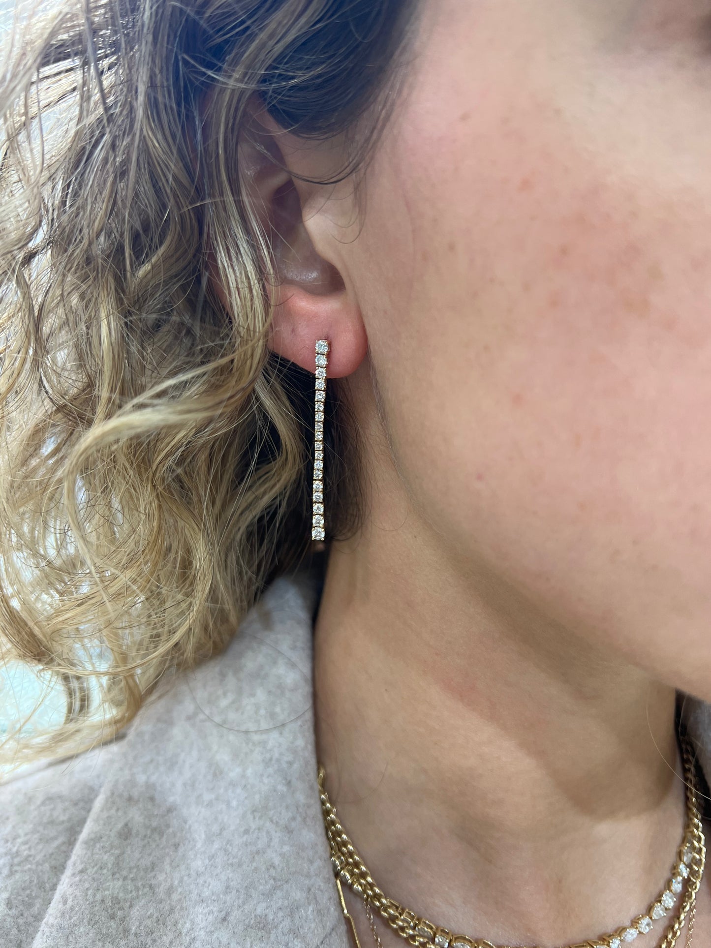 Laura Drop Earrings