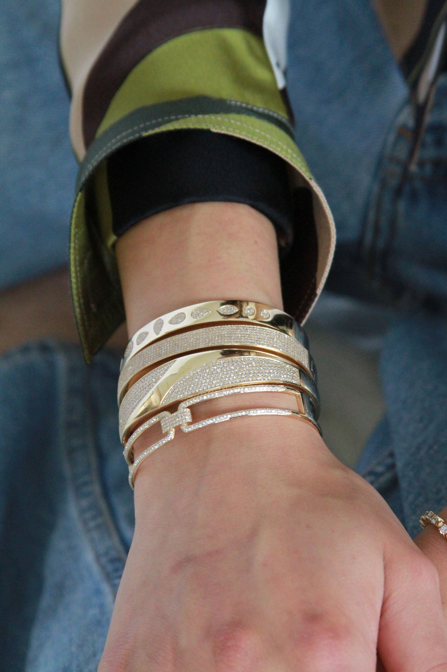 Velin Bangle